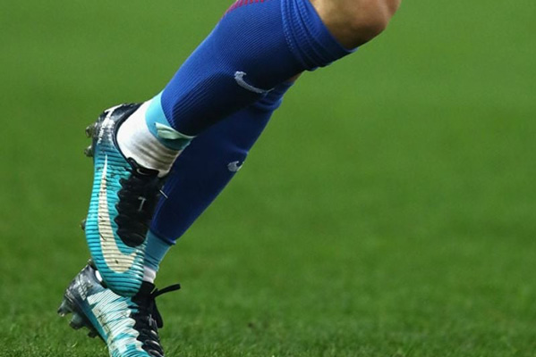 Cách phân biệt tất dài đá bóng Nike
