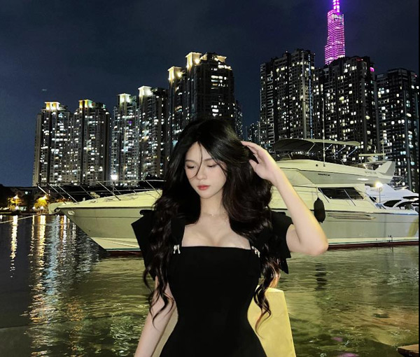 Thủy Tiên vẫn đang tiếp tục hoạt động trên TikTok