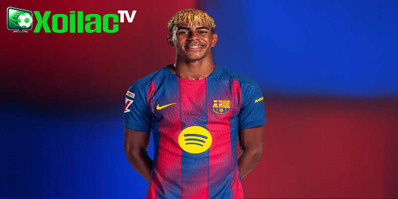 Lamine Yamal ngôi sao trẻ triển vọng trong màu áo Barcelona