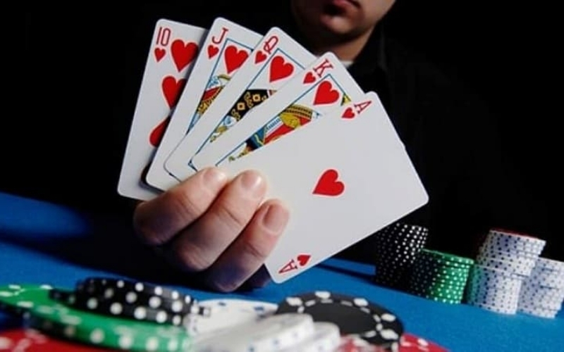 Sâm Lốc Online: Khi nào nên "báo Sâm" để húp trọn quỹ thưởng cực lớn?