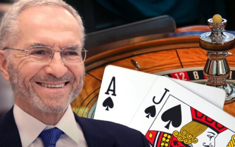 Những câu chuyện ly kỳ về các thần bài có thật trong lịch sử